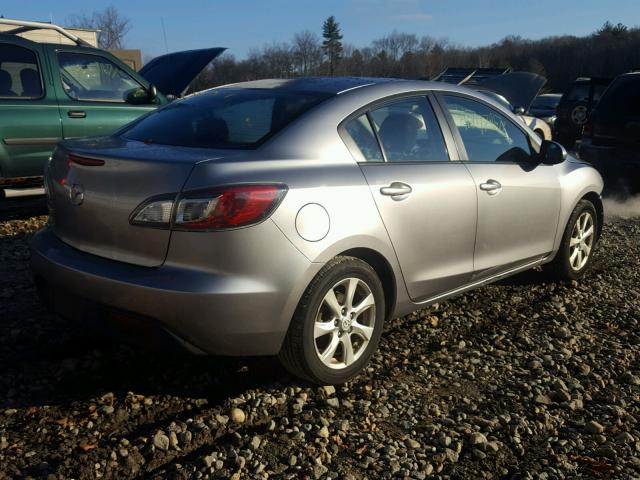 JM1BL1VG2B1421131 - 2011 MAZDA 3 I GRAY photo 4