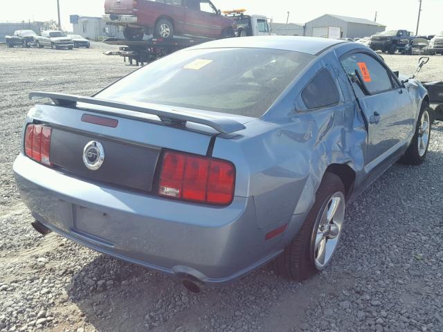 1ZVHT82H375242058 - 2007 FORD MUSTANG GT BLUE photo 4