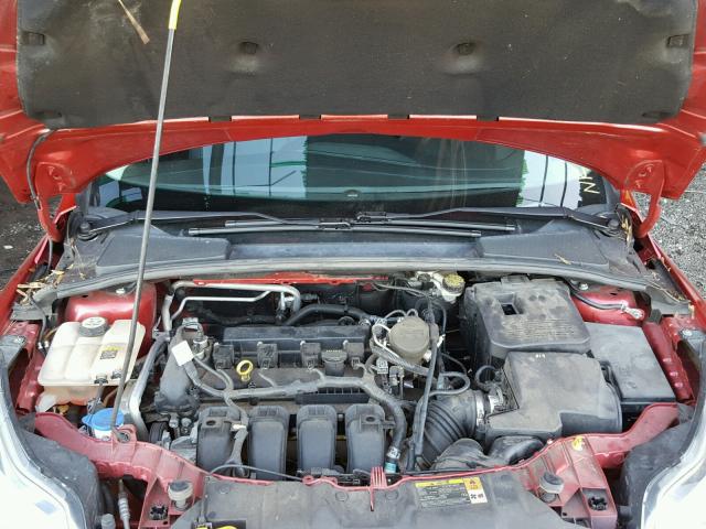 1FAHP3M21CL284548 - 2012 FORD FOCUS SEL RED photo 7