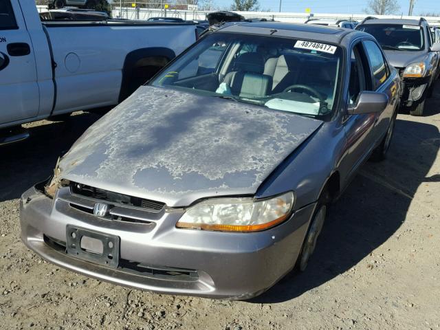 1HGCG165XYA009605 - 2000 HONDA ACCORD EX TAN photo 2