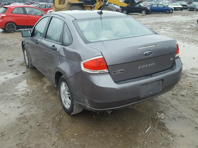 1FAHP3FNXAW160099 - 2010 FORD FOCUS SE GRAY photo 3