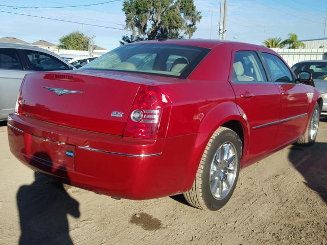 2C3KA53V19H592533 - 2009 CHRYSLER 300 TOURIN RED photo 4