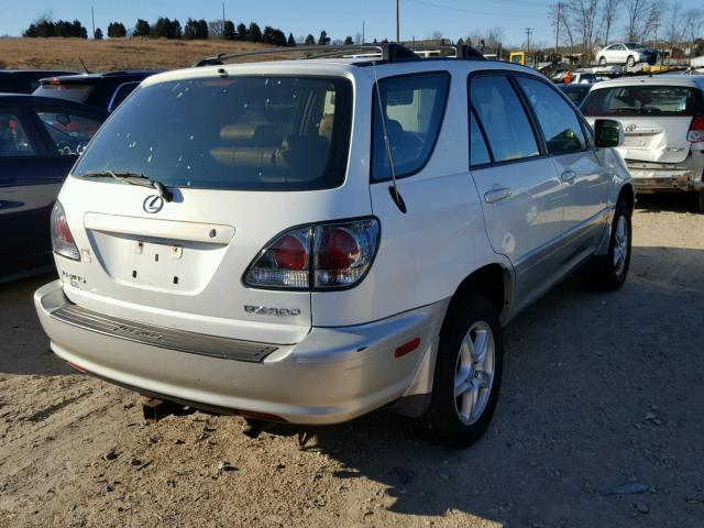 JTJHF10UX10185344 - 2001 LEXUS RX 300 WHITE photo 4