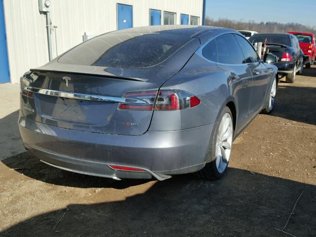 5YJSA1H11EFP47981 - 2014 TESLA MODEL S GRAY photo 4