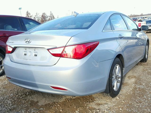 5NPEB4AC8DH671313 - 2013 HYUNDAI SONATA GLS BLUE photo 4