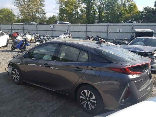 JTDKARFP6H3055657 - 2017 TOYOTA PRIUS PRIM ნაცრისფერი ფოტო 3