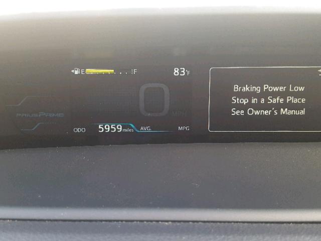 JTDKARFP6H3055657 - 2017 TOYOTA PRIUS PRIM ნაცრისფერი ფოტო 8