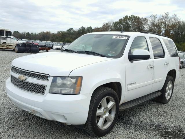 1GNFC13037R329808 - 2007 CHEVROLET TAHOE C150 WHITE photo 2