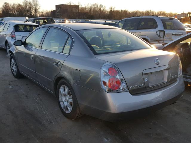 1N4AL11D55C275359 - 2005 NISSAN ALTIMA S SILVER photo 3