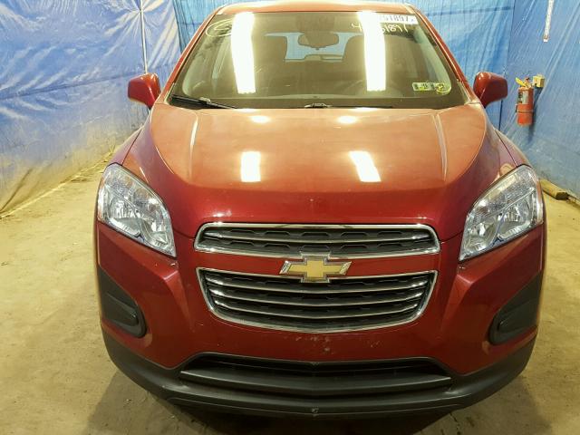 KL7CJPSB0FB100269 - 2015 CHEVROLET TRAX 1LS MAROON photo 9