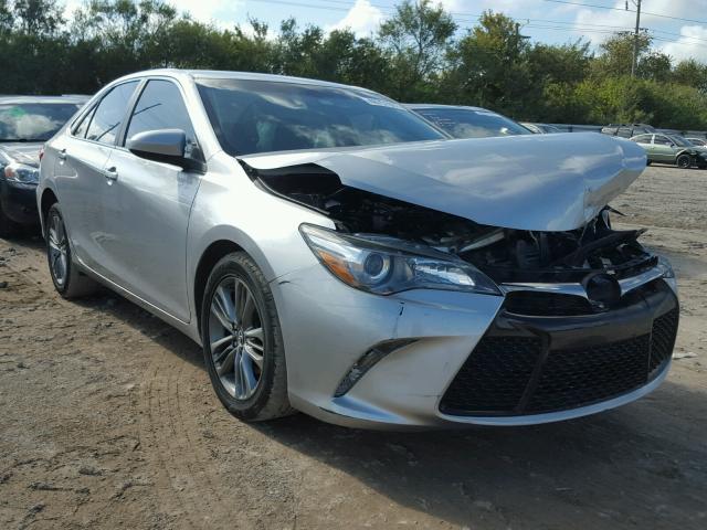 4T1BF1FK0FU885819 - 2015 TOYOTA CAMRY LE SILVER photo 1