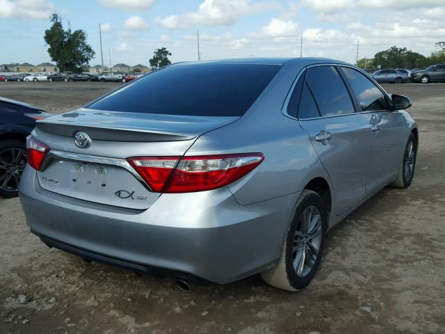 4T1BF1FK0FU885819 - 2015 TOYOTA CAMRY LE SILVER photo 4