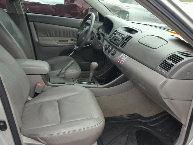 4T1BE32K03U741316 - 2003 TOYOTA CAMRY LE SILVER photo 5