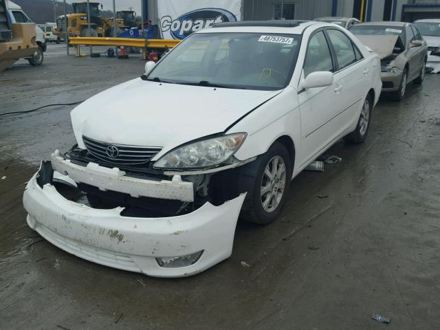 4T1BF30K85U084669 - 2005 TOYOTA CAMRY LE თეთრი ფოტო 2