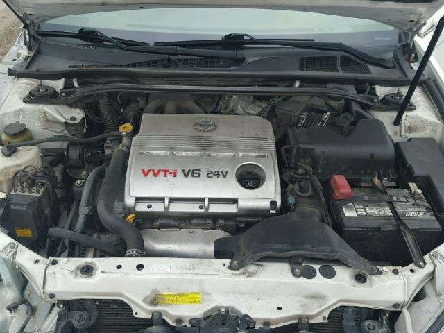 4T1BF30K85U084669 - 2005 TOYOTA CAMRY LE თეთრი ფოტო 7