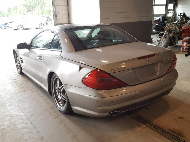 WDBSK75F03F046131 - 2003 MERCEDES-BENZ SL 500R SILVER photo 3