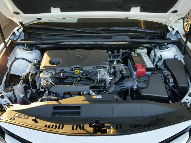 JTNB11HK1J3010954 - 2018 TOYOTA CAMRY L SILVER photo 7