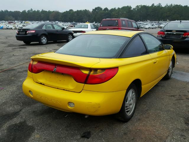 1G8ZY127X1Z299357 - 2001 SATURN SC2 YELLOW photo 4