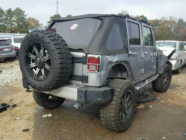 1C4HJWEG3DL569499 - 2013 JEEP WRANGLER U SILVER photo 4