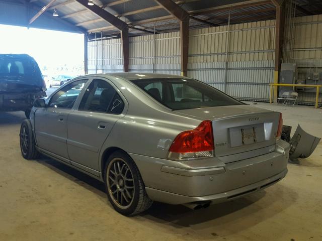 YV1RH527062544318 - 2006 VOLVO S60 R ვერცხლისფერი ფოტო 3