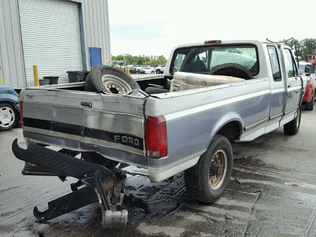 1FTHX25F3TEB45211 - 1996 FORD F250 WHITE photo 4