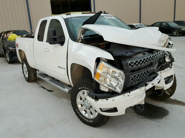 1GC2KXCG8CZ341411 - 2012 CHEVROLET SILVERADO WHITE photo 1