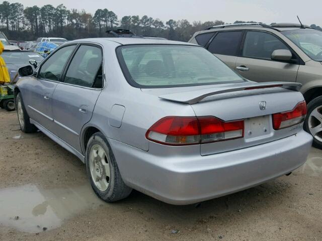 1HGCG16511A063316 - 2001 HONDA ACCORD EX SILVER photo 3