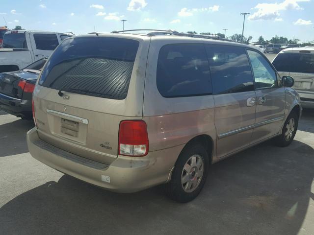 KNDUP131726102211 - 2002 KIA SEDONA EX BROWN photo 4