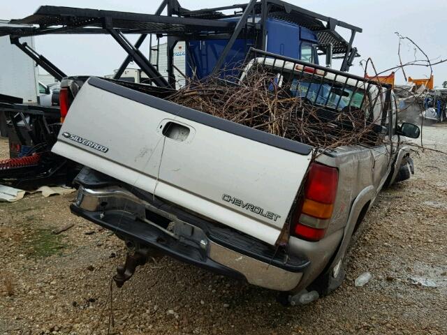 1GCGK29U2XE176426 - 1999 CHEVROLET SILVERADO GRAY photo 4