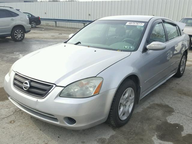 1N4AL11D13C327745 - 2003 NISSAN ALTIMA BAS SILVER photo 2