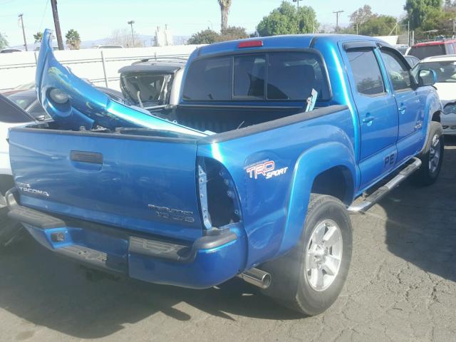 3TMJU62N08M068392 - 2008 TOYOTA TACOMA DOU BLUE photo 4