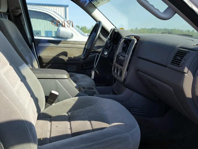 1FMZU73W04UB02557 - 2004 FORD EXPLORER X SILVER photo 5