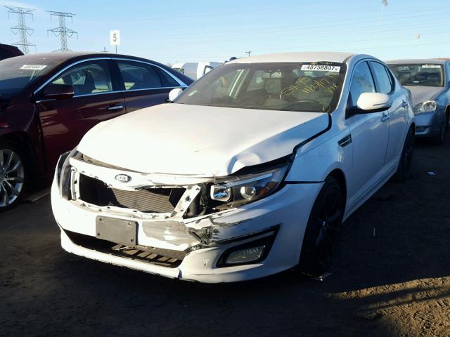 KNAGM4A79F5550988 - 2015 KIA OPTIMA LX WHITE photo 2