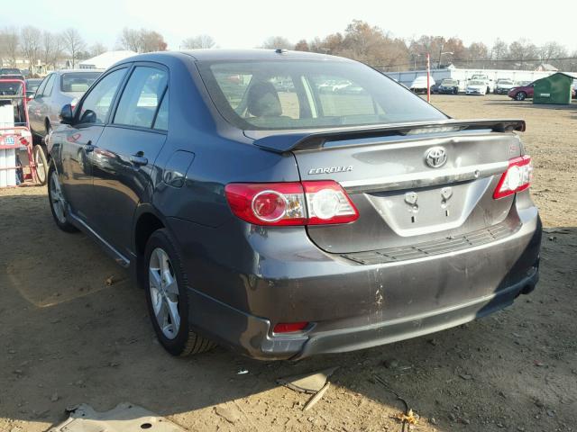 2T1BU4EE5CC879109 - 2012 TOYOTA COROLLA BA GRAY photo 3