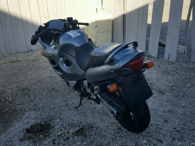 JS1GR7GA152100643 - 2005 SUZUKI GSX750 F GRAY photo 3