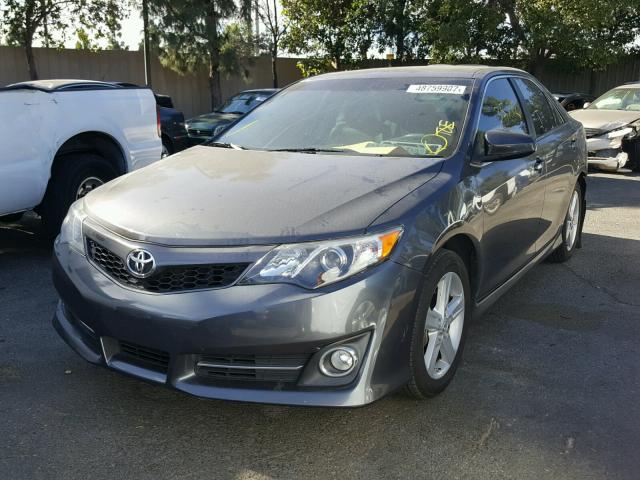 4T1BF1FK5DU678324 - 2013 TOYOTA CAMRY L GRAY photo 2