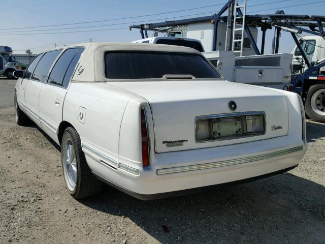 1GEEH90Y9XU550817 - 1999 CADILLAC COMMERCIAL WHITE photo 3