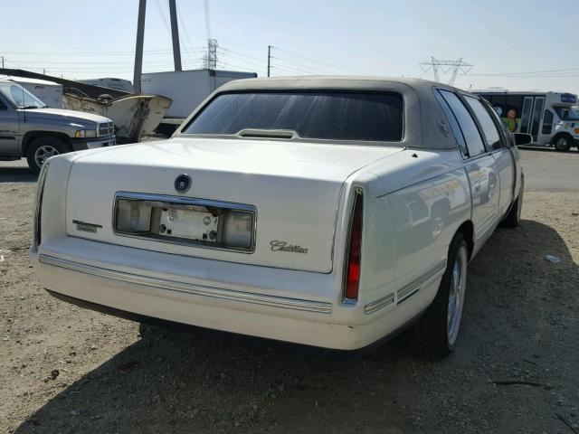 1GEEH90Y9XU550817 - 1999 CADILLAC COMMERCIAL WHITE photo 4