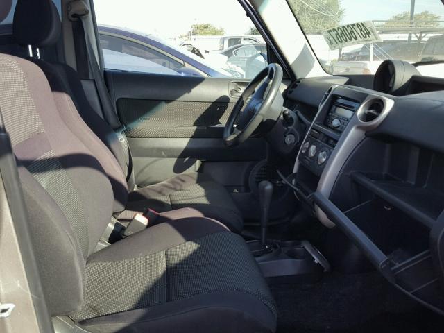 JTLKT324950182097 - 2005 TOYOTA SCION XB 银色 照片 5