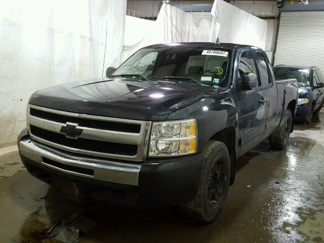 1GCSKSE31AZ119271 - 2010 CHEVROLET SILVERADO BLACK photo 2