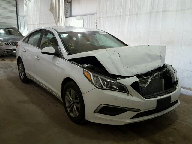 5NPE24AF1GH426156 - 2016 HYUNDAI SONATA SE WHITE photo 1