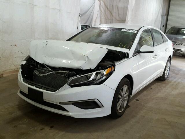 5NPE24AF1GH426156 - 2016 HYUNDAI SONATA SE WHITE photo 2