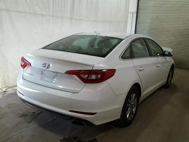 5NPE24AF1GH426156 - 2016 HYUNDAI SONATA SE WHITE photo 4