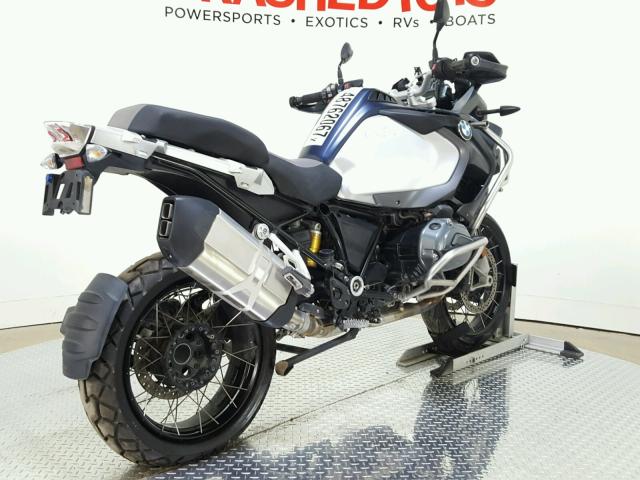 WB10A1204GZ665938 - 2016 BMW R1200 GS A BLUE photo 8