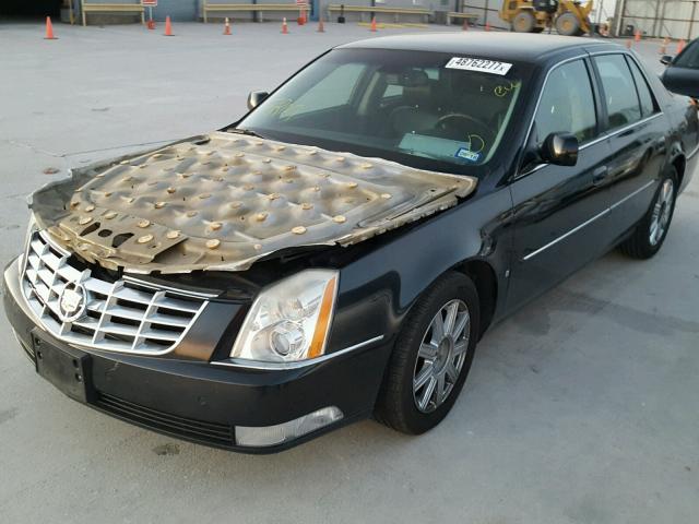 1G6KD57Y28U185262 - 2008 CADILLAC DTS BLACK photo 2