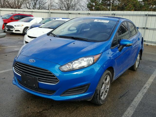 3FADP4BJ6FM195592 - 2015 FORD FIESTA SE BLUE photo 2