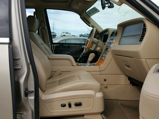 5LMFU28578LJ16874 - 2008 LINCOLN NAVIGATOR GOLD photo 5