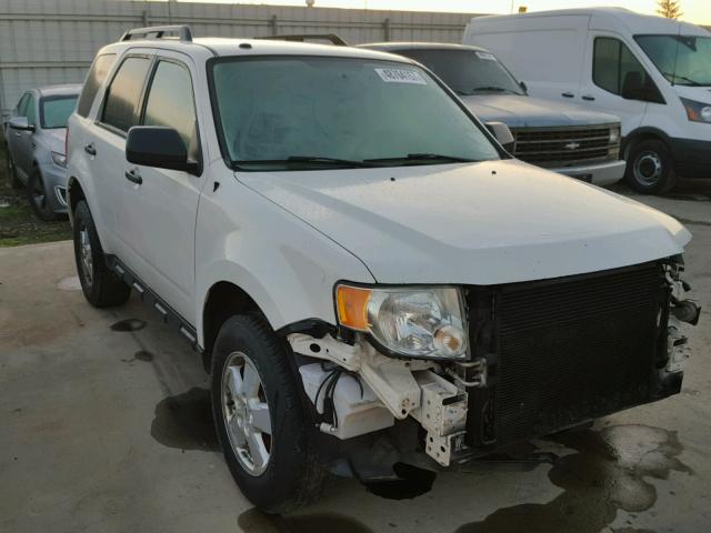 1FMCU93GX9KA49508 - 2009 FORD ESCAPE XLT WHITE photo 1