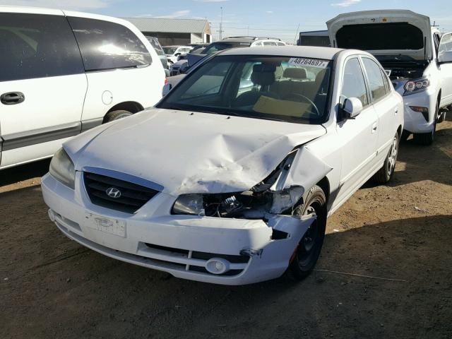 KMHDN46D36U362938 - 2006 HYUNDAI ELANTRA GL WHITE photo 2