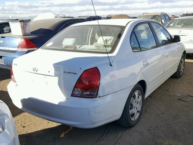 KMHDN46D36U362938 - 2006 HYUNDAI ELANTRA GL WHITE photo 4